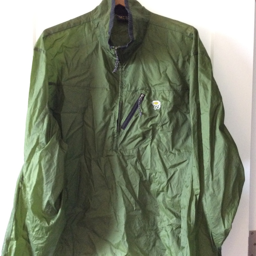Mountain Hardware Ultralight Soft Shell/Windbreak… - image 1